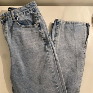 Pretty Little thing straight jeans